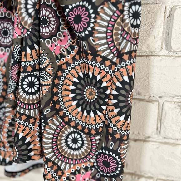 NWT Yidarton Women's Bathing Suit Top - Picture 3 of 5